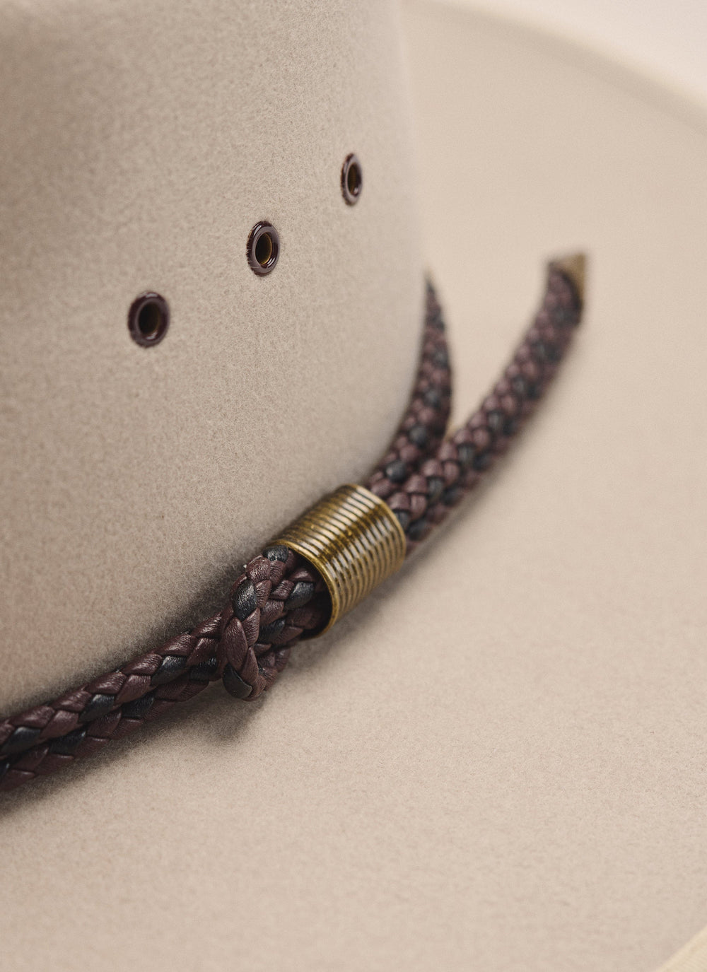 Braided leather hat band detail on the Stone Kidman Drover (4HAU002)