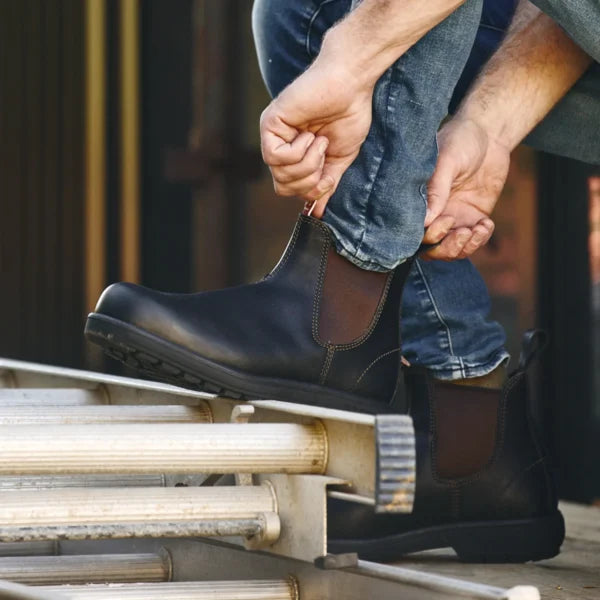 Elastic side panel on 700 Trojan Safety Boot for easy on/off wear.