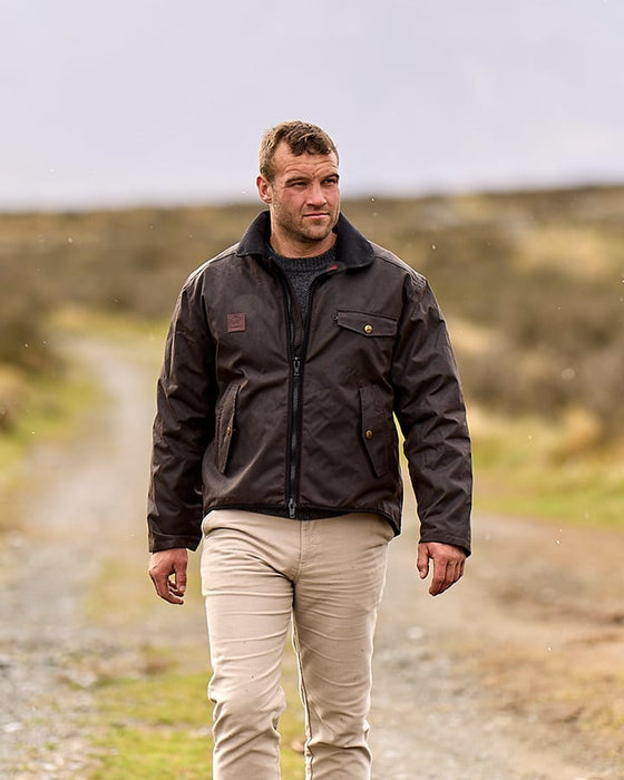 Warm Wool Lining in Swanndri Oilskin Jacket for Winter Protection