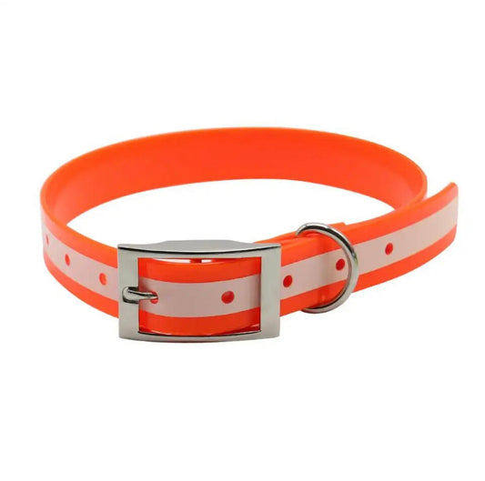 Close-up of reflective strip on adjustable flat dog collar - Orange