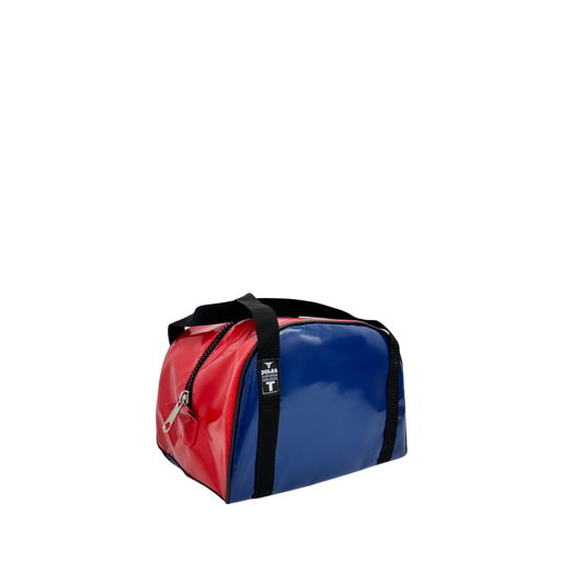 Dolan’s Toiletries Gear Bag DE316 – regular size canvas toiletry bag with zip closure, front view, red and blue