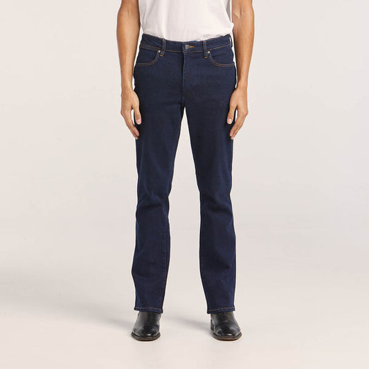 Wrangler Classics Men's Bootcut Jean  – Regular fit with front button closure, five-pocket design, and bootcut leg opening.